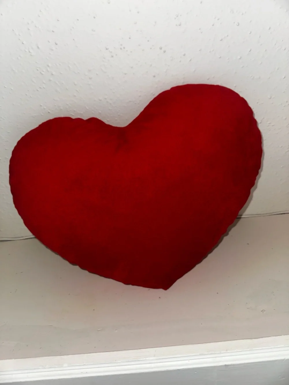 Red 'Happy Valentines Day' Heart Pillow - Holiday Decor